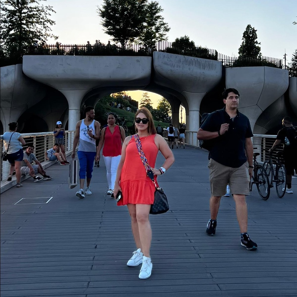 Meet your Posher, Posh